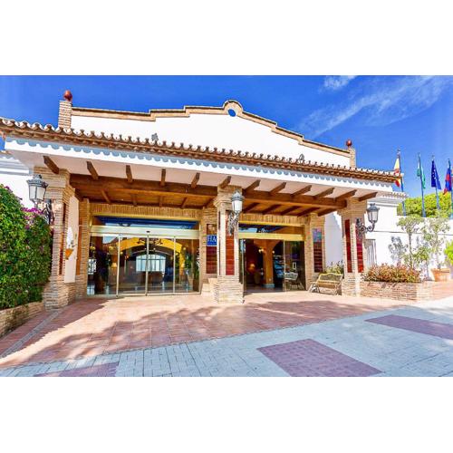 Marbella Pool & Whirlpool Sauna Resort