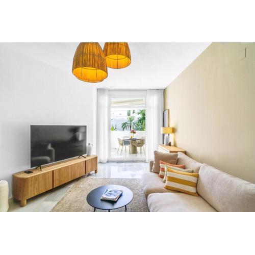 Marbella Real - Newly Reformed Apartment