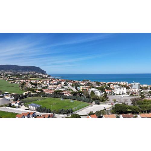 Marcelli, deliziosa villetta vista mare - M390