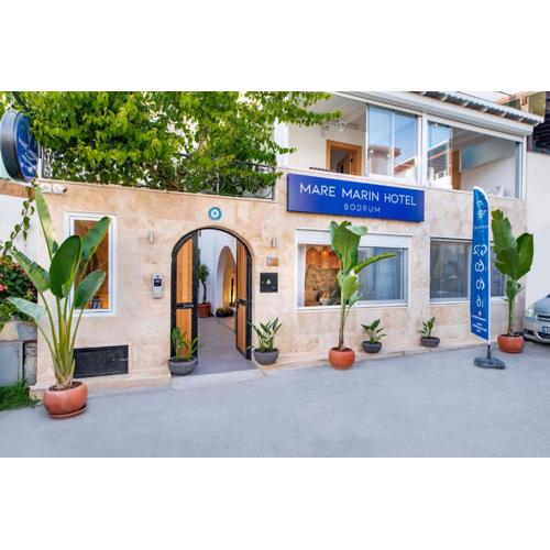 MARE MARIN BOUTIQUE HOTEL