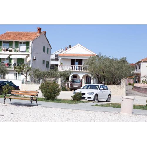 Mare-More studio w balcony and beach front and view