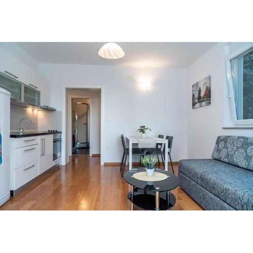 Marea 2, apartment next to the beach