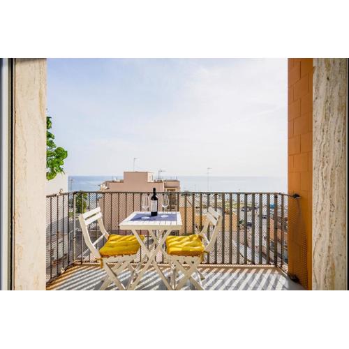 Mareluce Seaview Apartment
