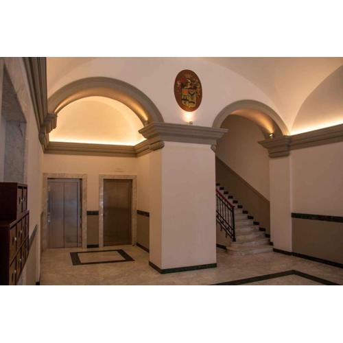MARI Luxury Rooms and Suites