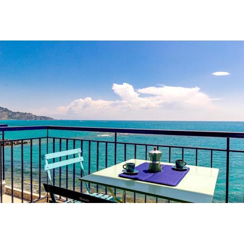 Mari Sea Home