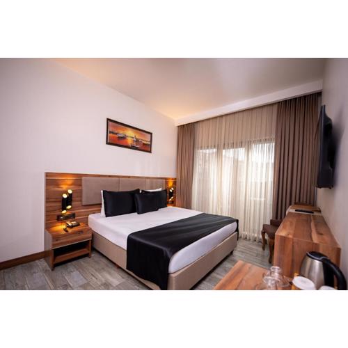 Mari Suites Hotel