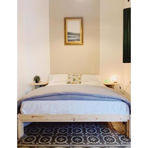 Maria Magdalena - Room 9