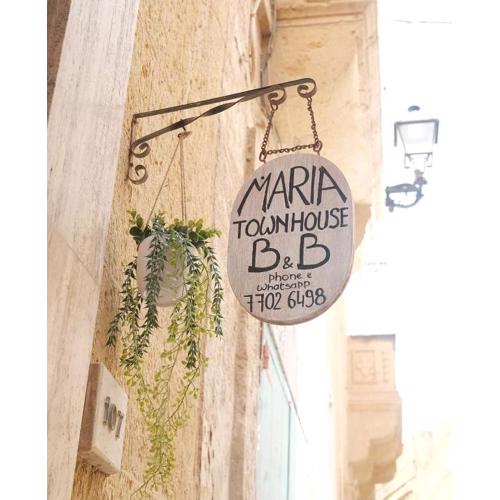 Maria Townhouse Heart of Victoria B&B
