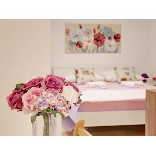 Marija Rooms