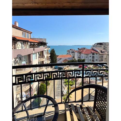 Marina Bay Apart Saint Vlas