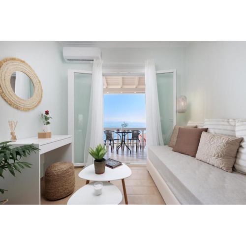 Marina Beachfront Apartment by Konnect, Ipsos