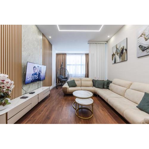 Marina Luxury Apartment by PS
