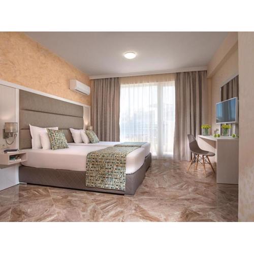 Marina Sands Bijou Boutique is an excellent choice for travelers visiting Obzor