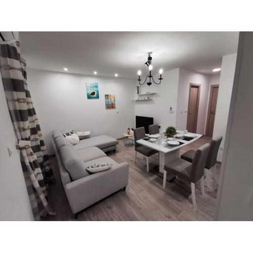 Maris apartment-Balcony with view and Free parking