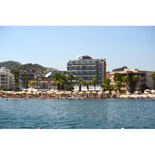 Maris Beach Hotel
