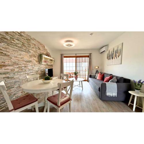 MarketHome Bouganvillas 2