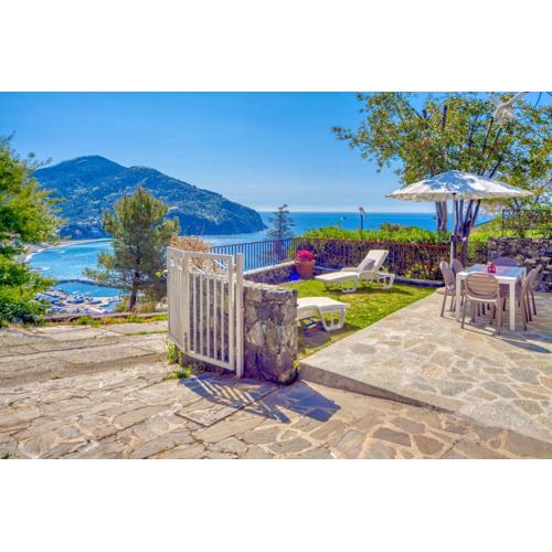 MARLA House Sea View