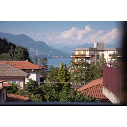 Marnhouse STRESA LAKE VIEW