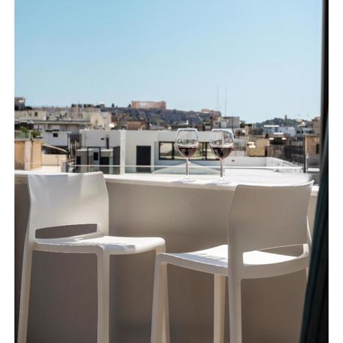 Marni Loft
