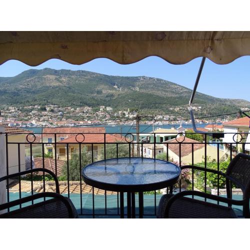 Maroudas Stavros Apartments
