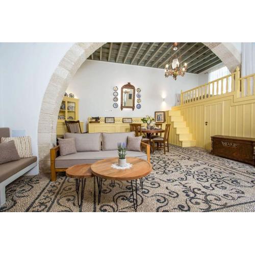 Marouli Traditional Villa