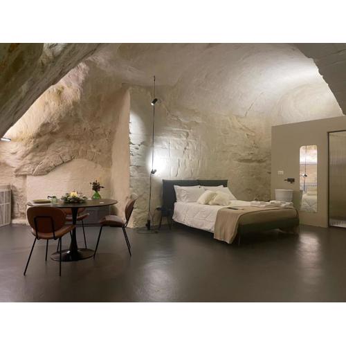 Marsili Suite