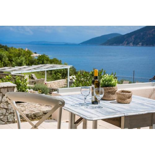 Martini Waterfront Suites
