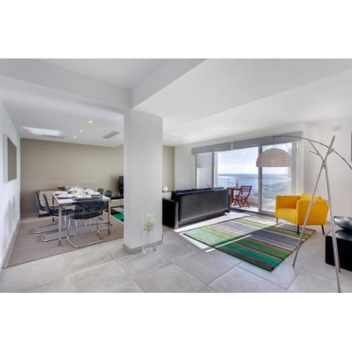 Marvellous Seafront Apartment
