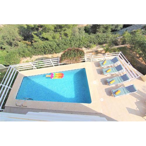 Maryvilla 1220