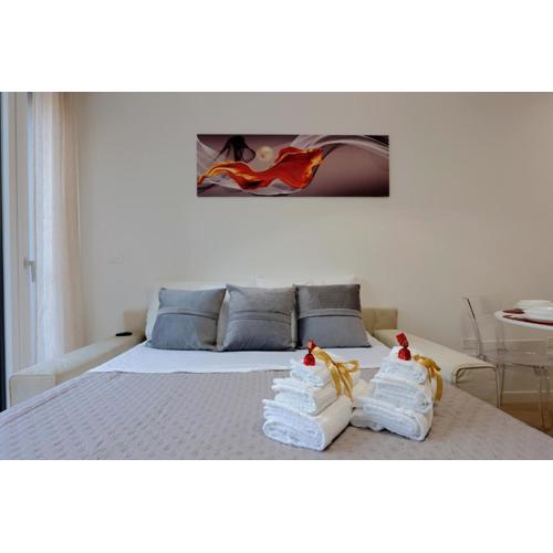 MASCARELLA SUITE - elegante design con patio nel centro storico