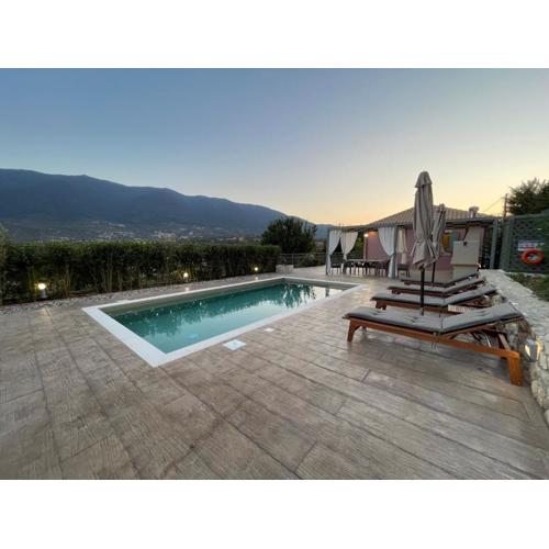 Mater Terra-Private Villa