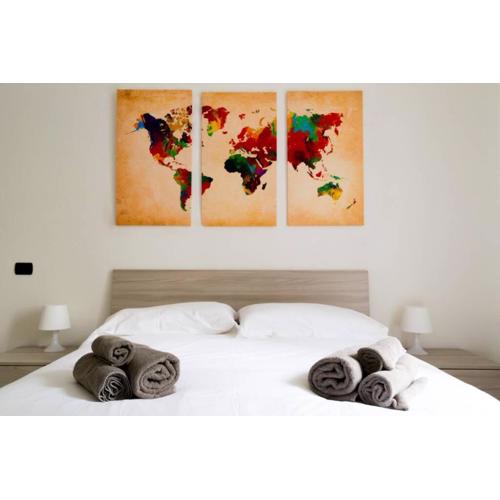 Mattias Apt - The House Of Travelers