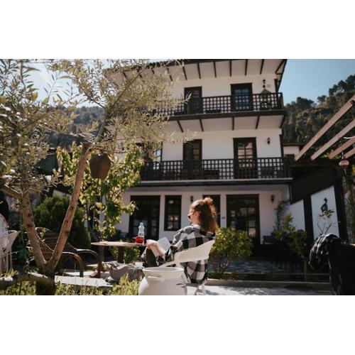 Maya Hostel Berat