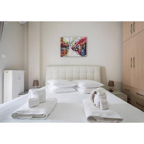 MEDLUXE EASY ACROPOLIS APARTMENT!