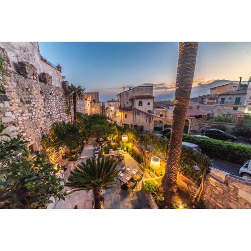 Médousa Bistrot & Suites