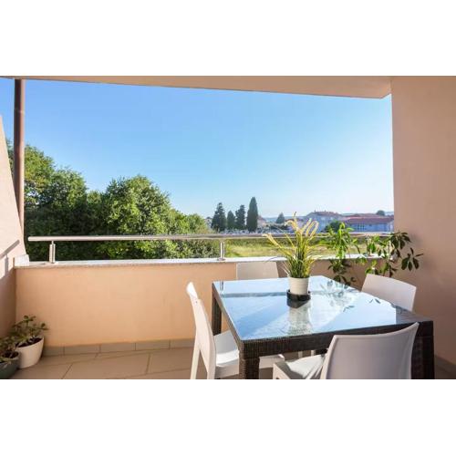 Medulin 2 Bedroom Apartment with Sea View, Balcony & Free Parking
