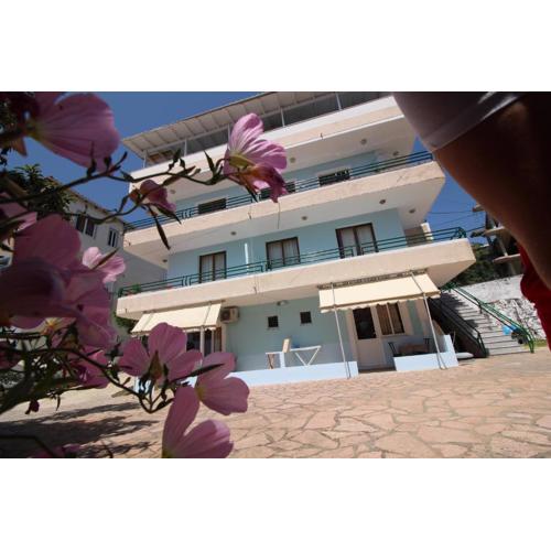 Mejdi Apartments