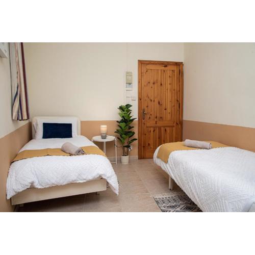Melita Seafront Guest House - Twin Room 22