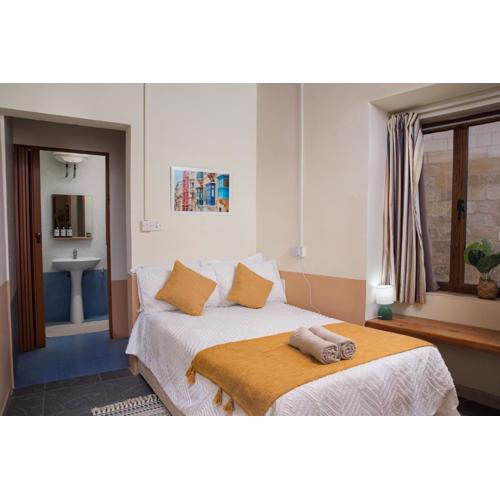 Melita Seafront Guesthouse- Room 11