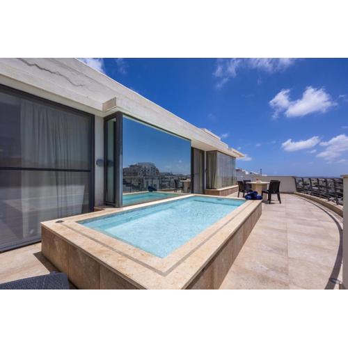Mellieha Penthouse With Pool And View By Homely