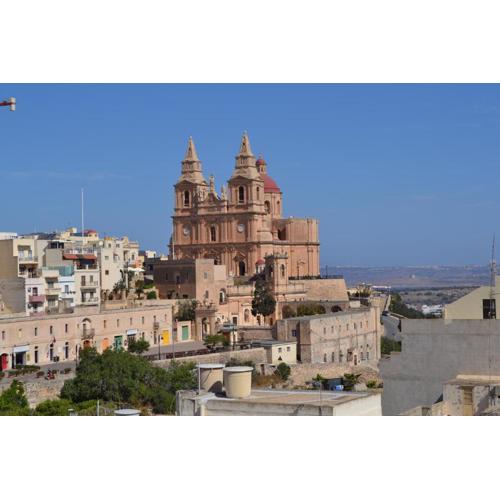 Mellieha Town Centre Bright & Spacious 3 Bedroom Apartment
