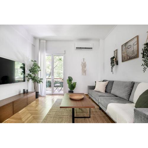 Mellow 2-Bedroom Apartment in Athens