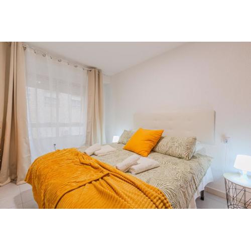 Menabrea Holiday House near the beach and airport