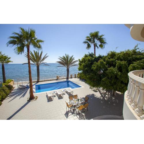 Meneou Beachfront Villa Sunset