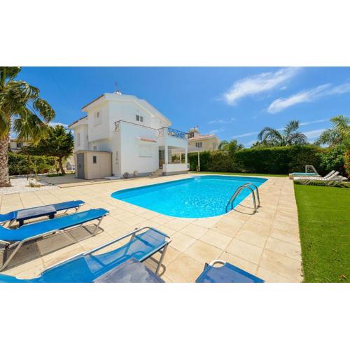 Merab Center Villas
