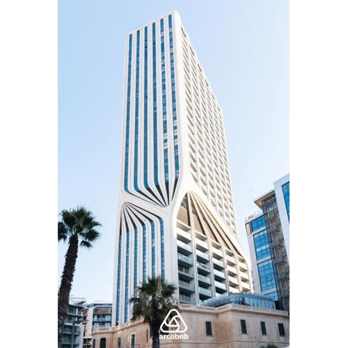 Mercury Tower Exclusive 1BR with Rooftop Pool by ArcoBnb