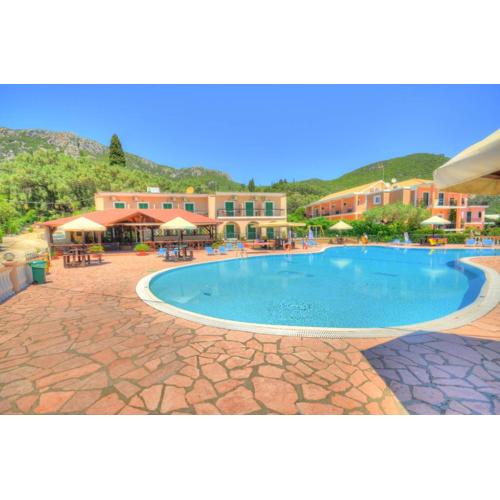 Mermaid Pool Studios and Bar