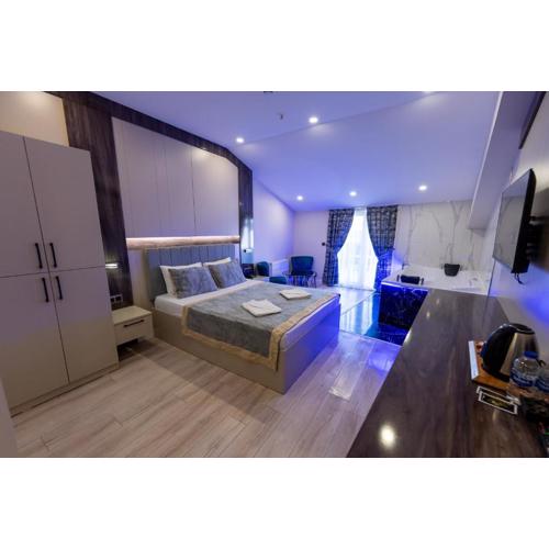 Meros Hotel