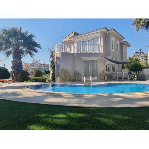Mesan Golfing Villa