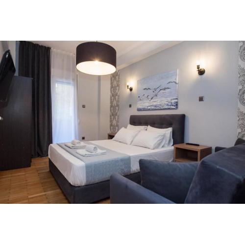 Metaxourgio 2 Bedroom Gem for Urban Explorers